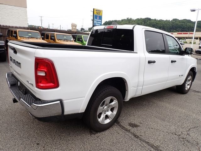 Used 2025 White Ram Big Horn/Lone Star image 8