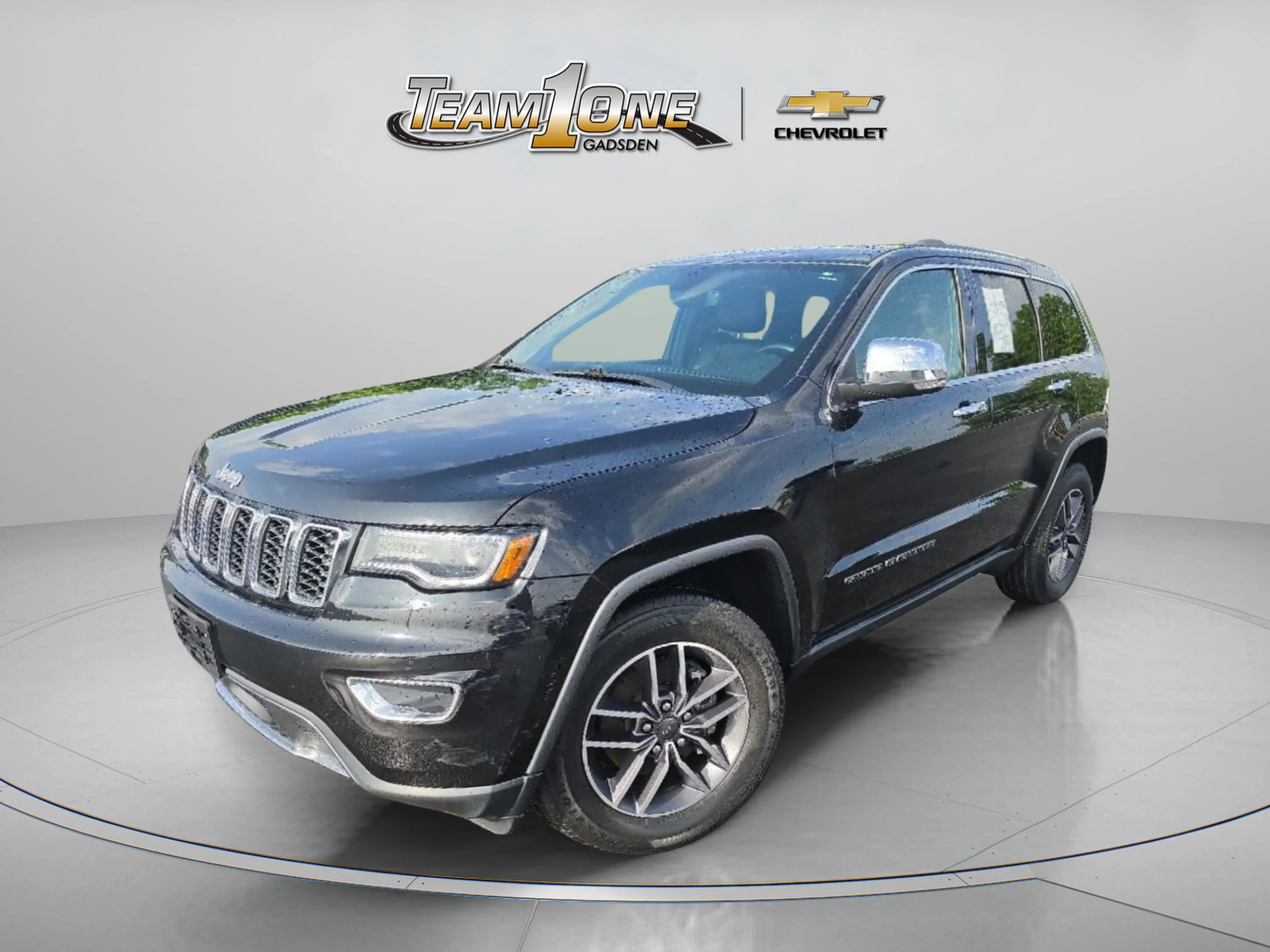 Used 2019 Black Jeep Limited 4x2 image 3
