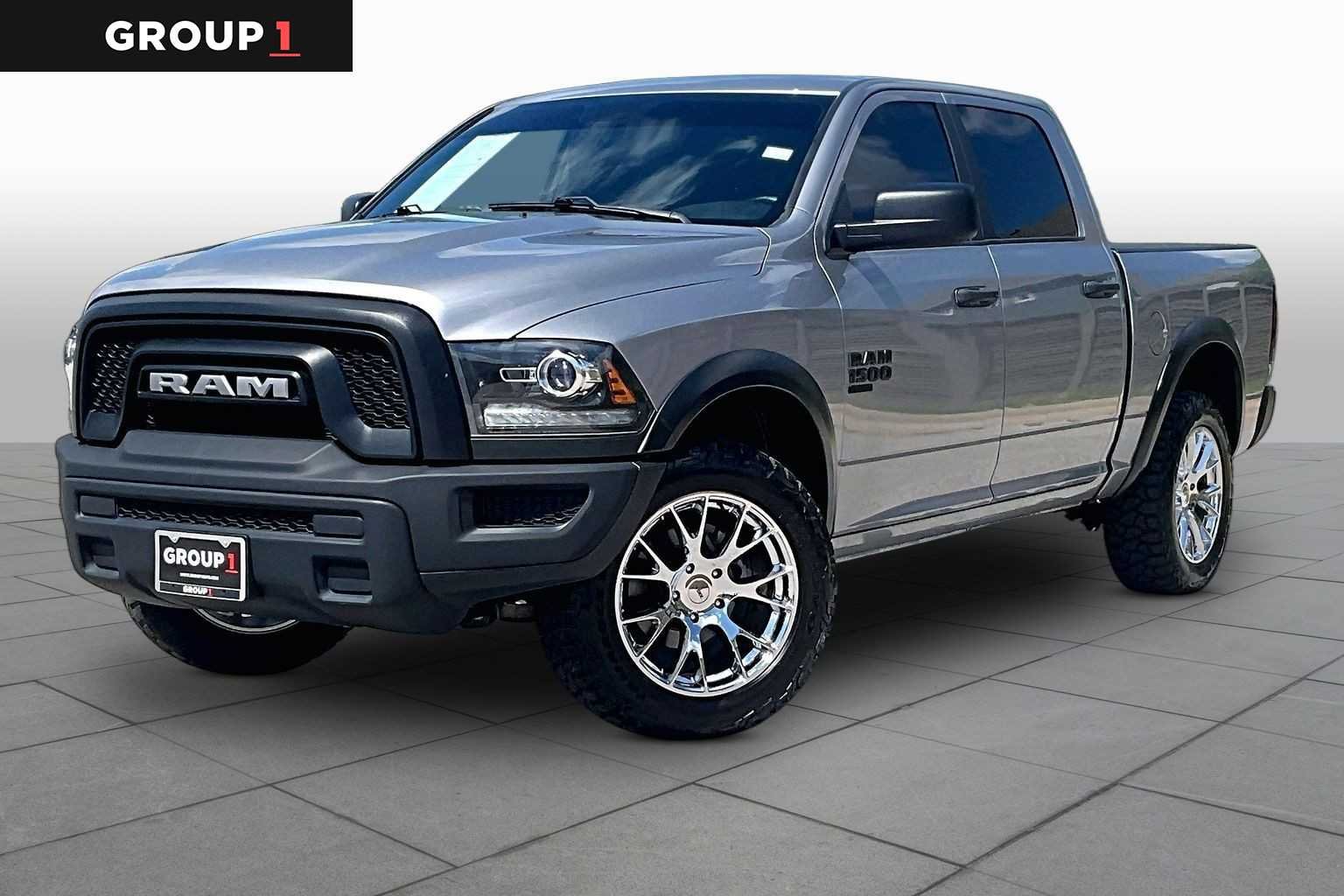 2024 RAM 1500 Classic Warlock 4x4 Crew Cab 5'7's photo