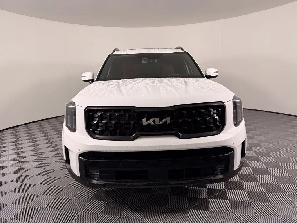 Certified Used 2024 White Kia SX-Prestige X-Pro image 3