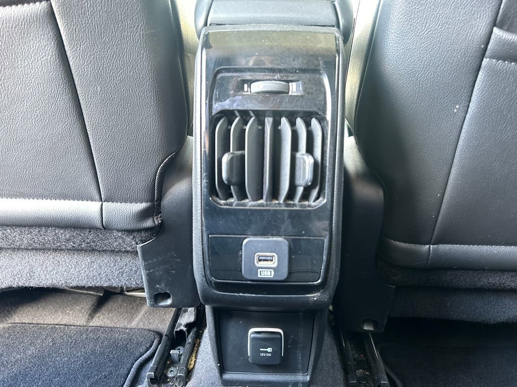 Used 2022 Black Jeep Limited 4x4 image 12