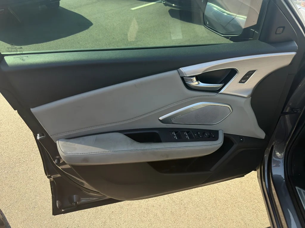 Used 2020 Modern Steel Metallic Acura w/Technology Pkg image 8