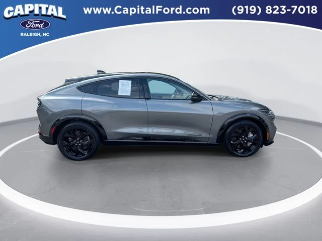 Used 2023 Gray Ford Premium image 9