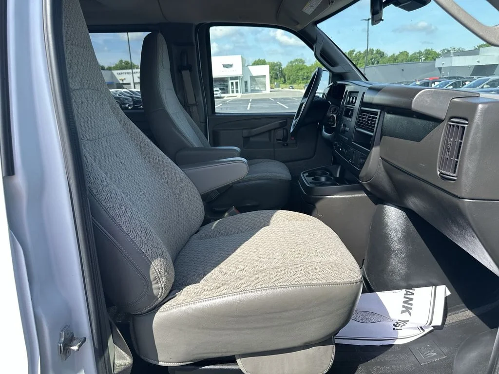 Used 2023 White Chevrolet LT image 26