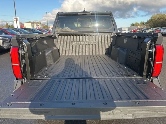 2025 Toyota Tacoma TRD Sport - Photo 14