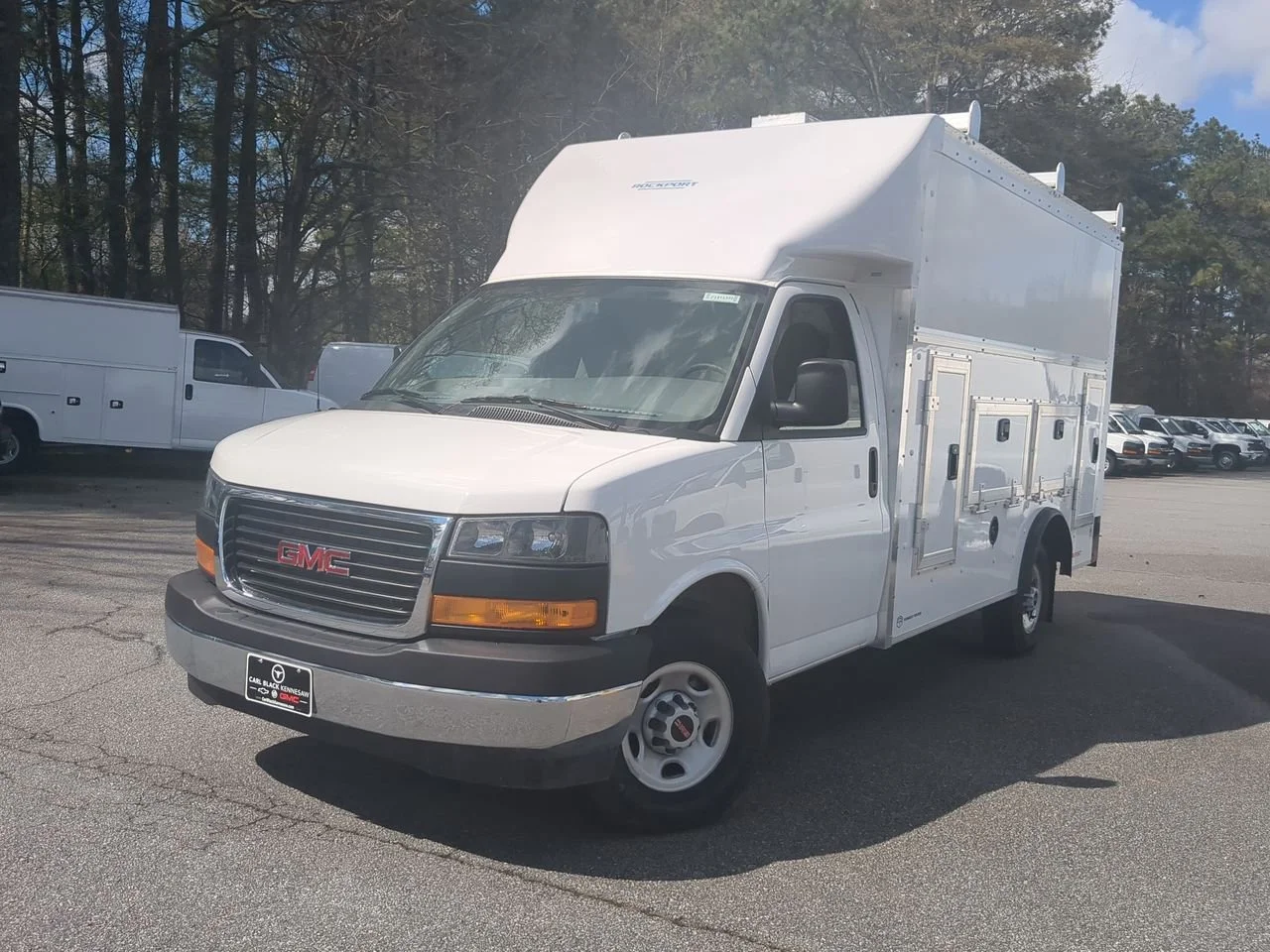 2025 GMC Savana Cutaway