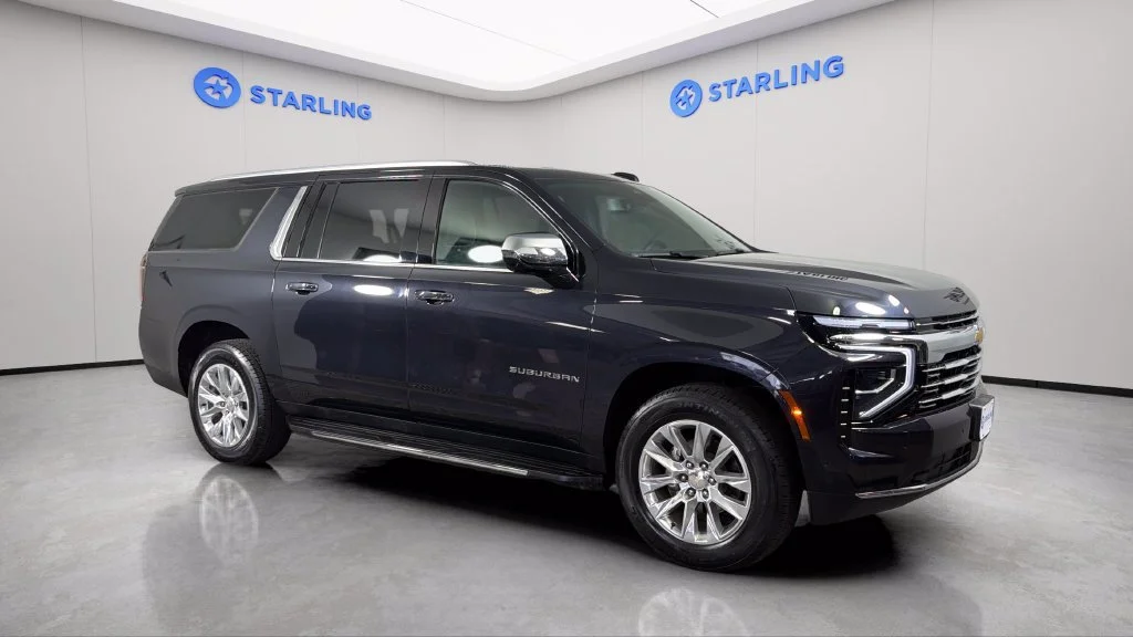 2025 Chevrolet Suburban Premier - Photo 12