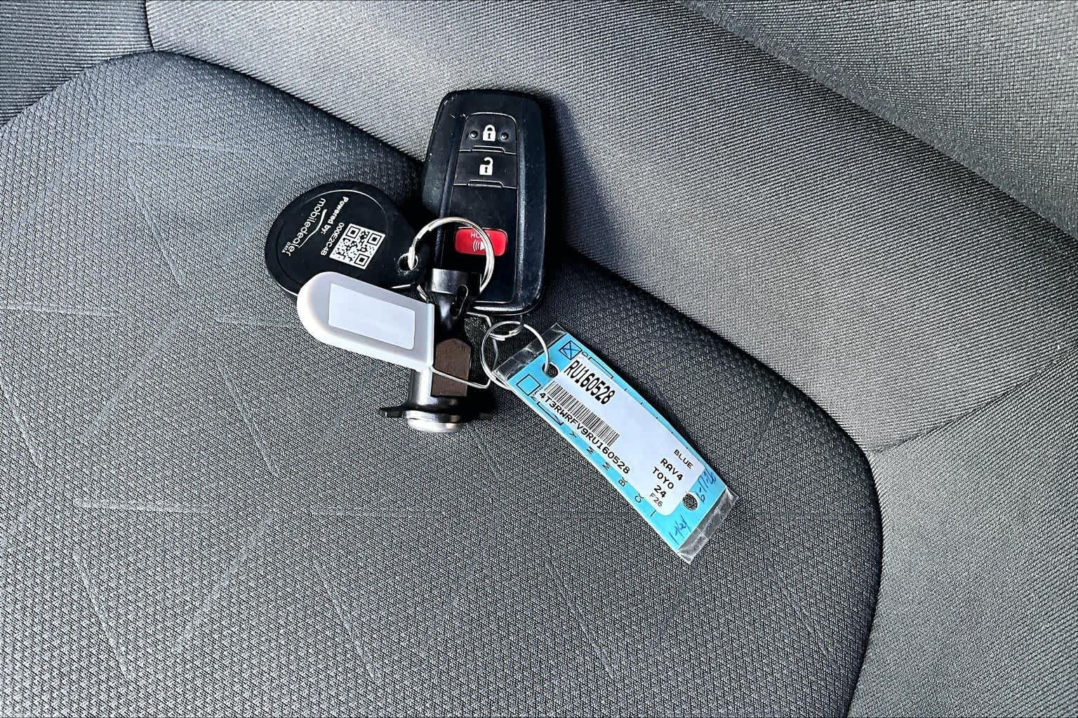 Used 2024 Blueprint Toyota Hybrid XLE image 15