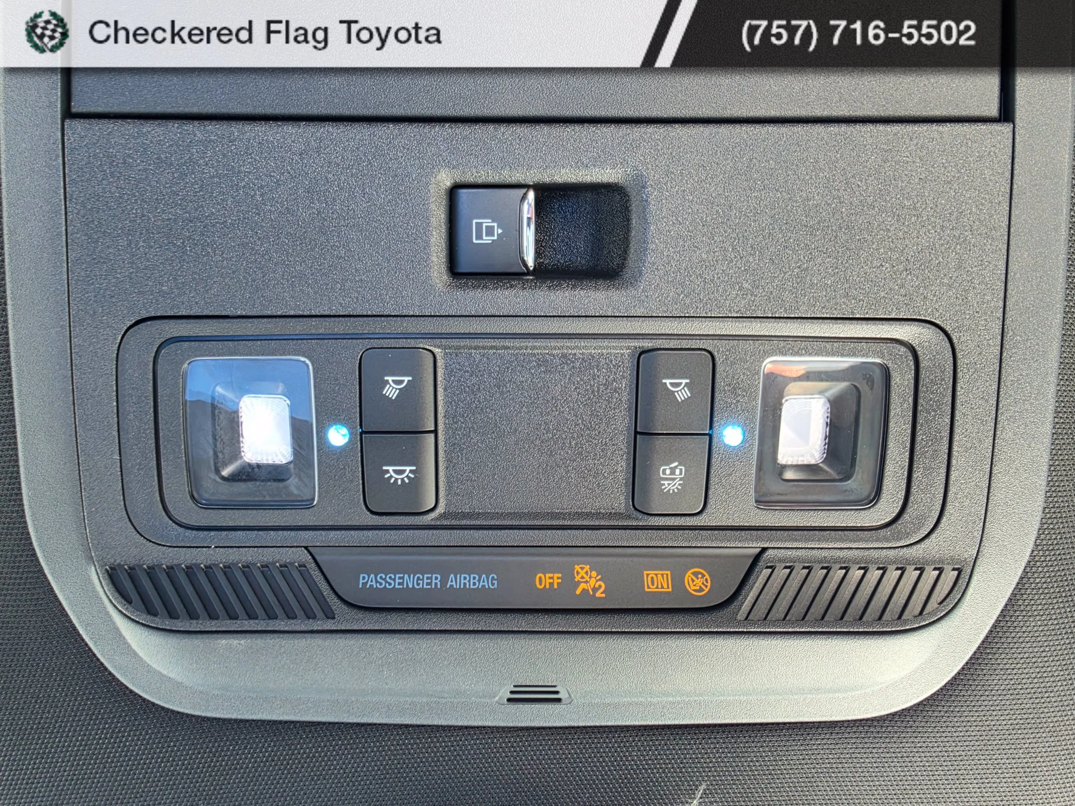 Used 2024 Silver Metallic Ford XLT image 11