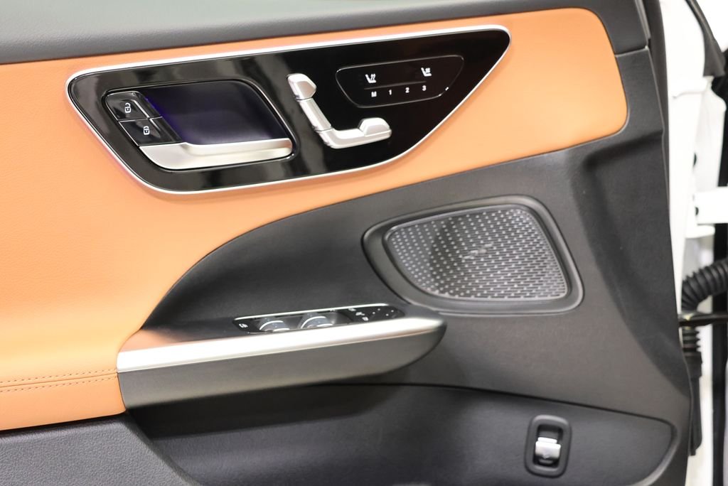 New 2026 Polar White Mercedes-Benz C 300 image 31