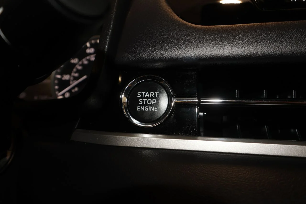 Used 2025 Gray Mitsubishi SE image 16