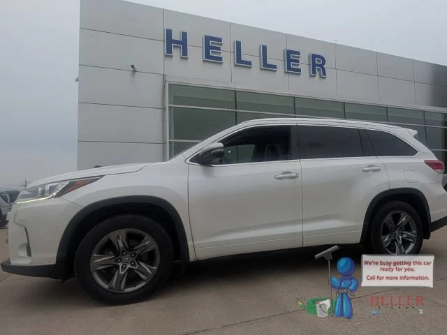 Used 2018 White Toyota Limited image 4