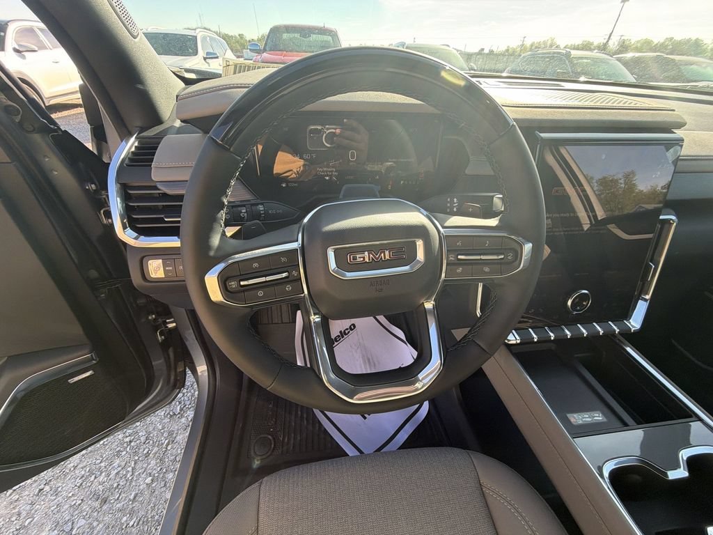 New 2026 Sterling Metallic GMC Elevation image 20