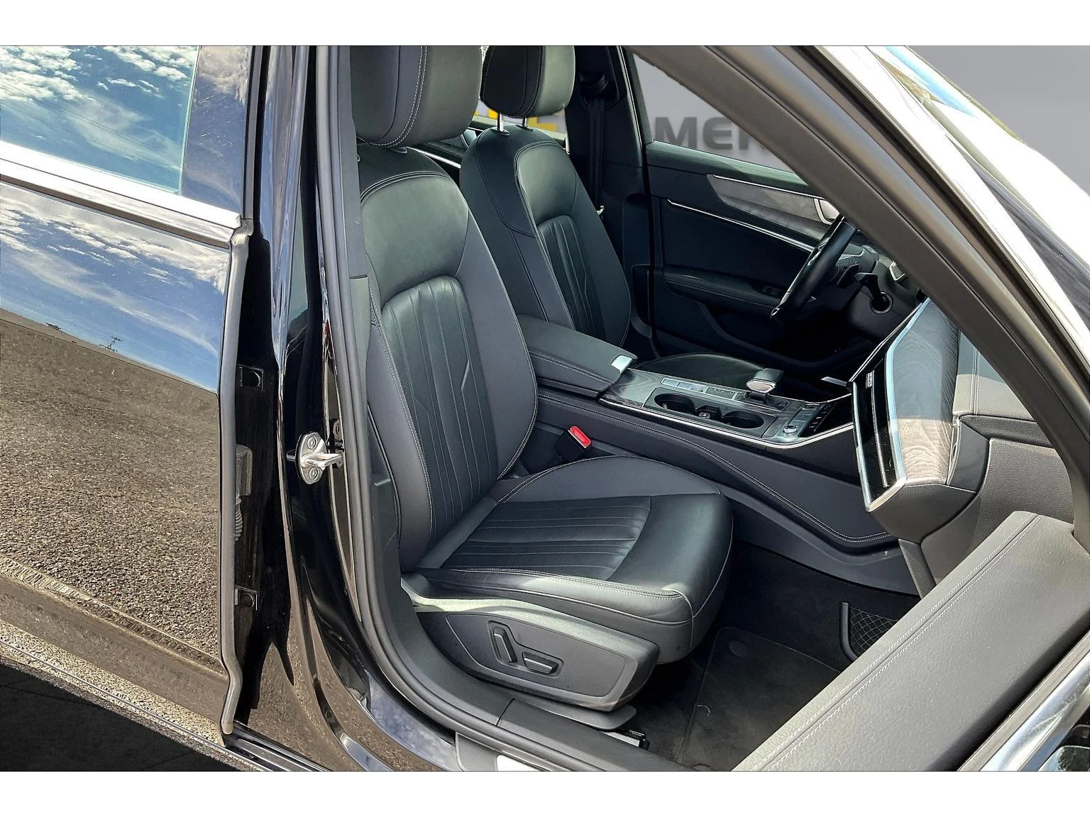 Used 2024  Audi Premium Plus image 6