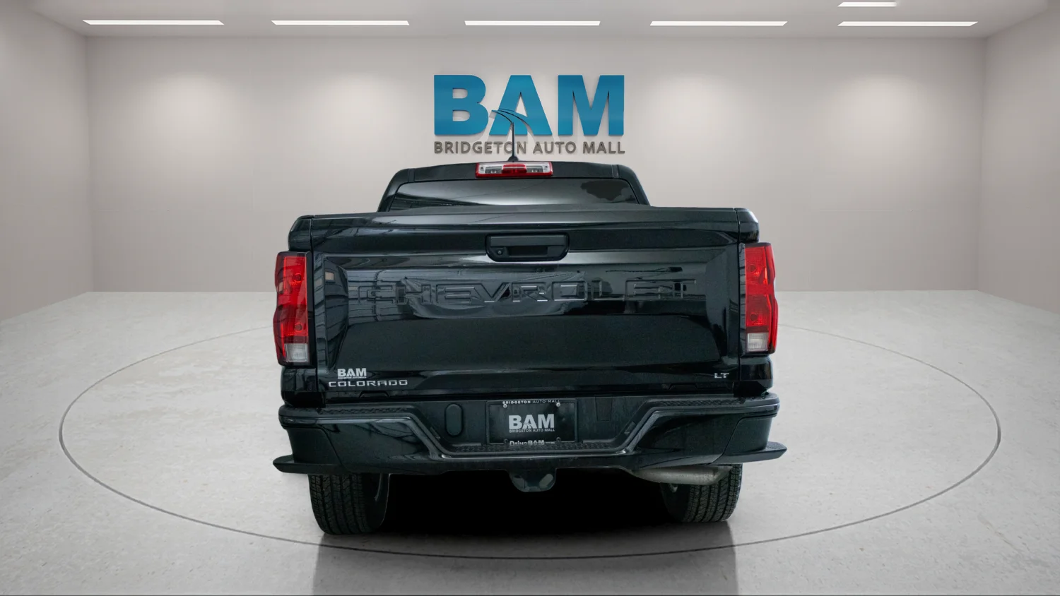 Used 2023 Black Chevrolet LT image 6