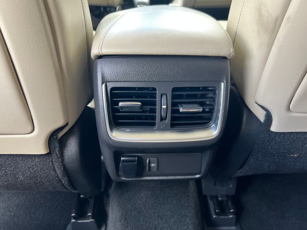 Used 2020 Gray INFINITI LUXE image 30
