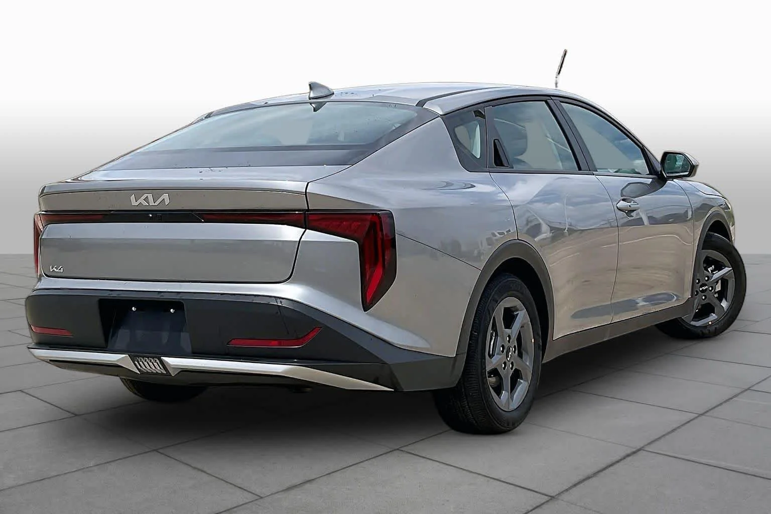 Used 2025 Steel Gray Kia LXS image 12