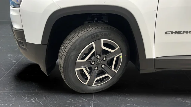 New 2026 Bright White Clearcoat Jeep Laredo image 32