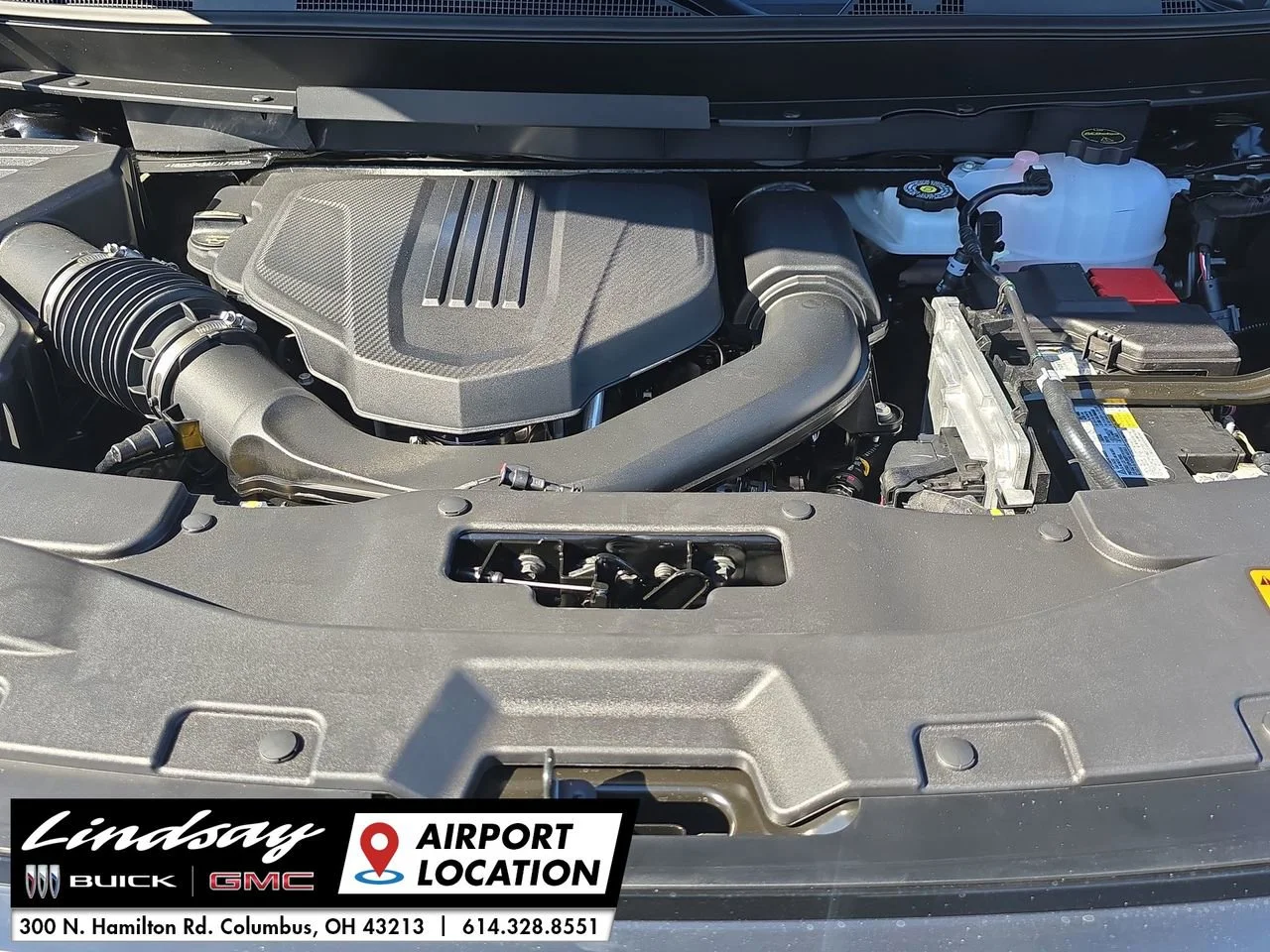 2026 GMC Acadia AT4 - Photo 32