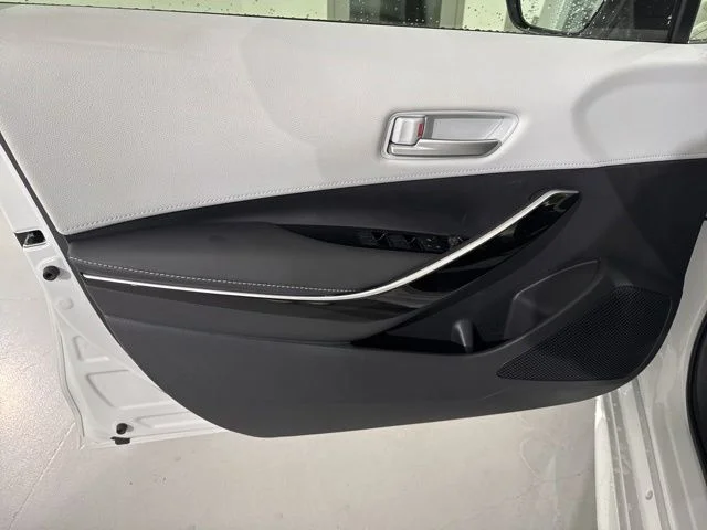 Used 2025 Beige Toyota XSE image 19