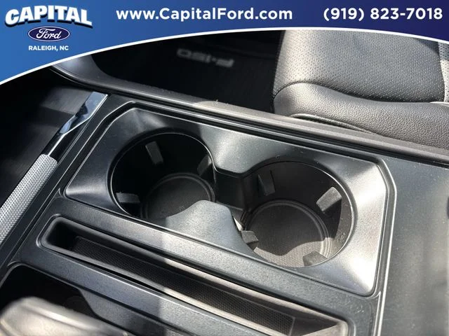 Used 2024 White Ford Lariat image 32