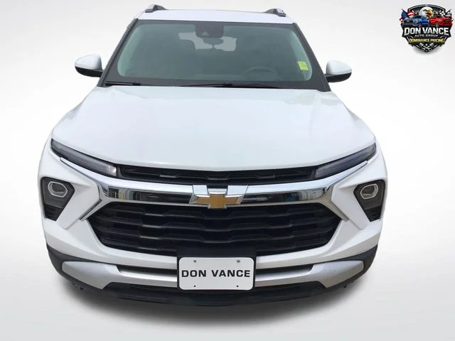 Used 2025 White Chevrolet LT image 8