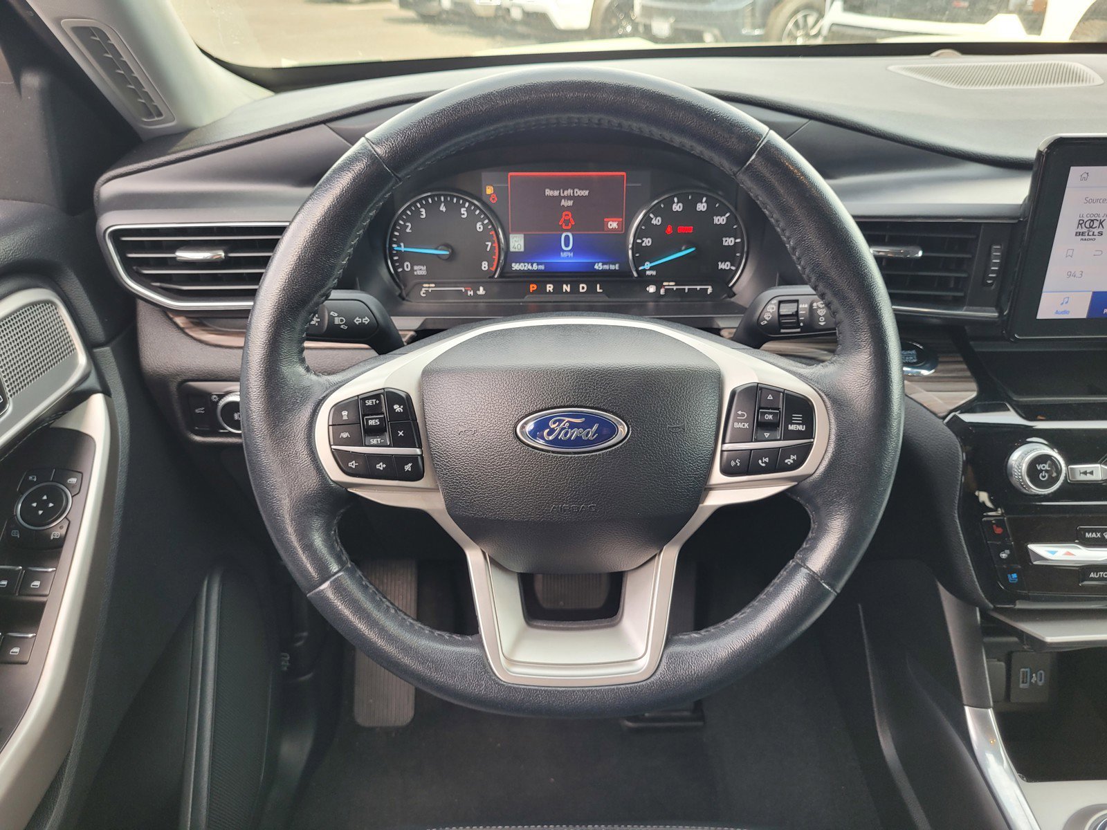 2023 Ford Explorer Limited - Photo 16