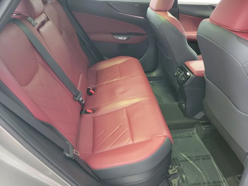 2025 Lexus NX Hybrid 350h - Photo 15