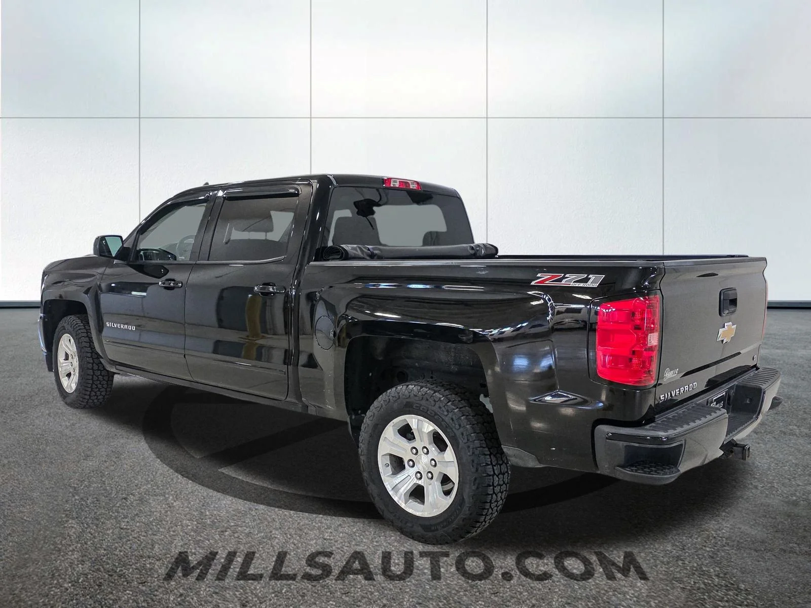 Used 2017 Black Chevrolet LT image 4