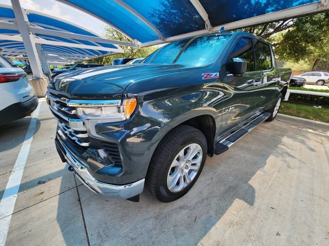 Used 2025 Cypress Gray Chevrolet LTZ image 3
