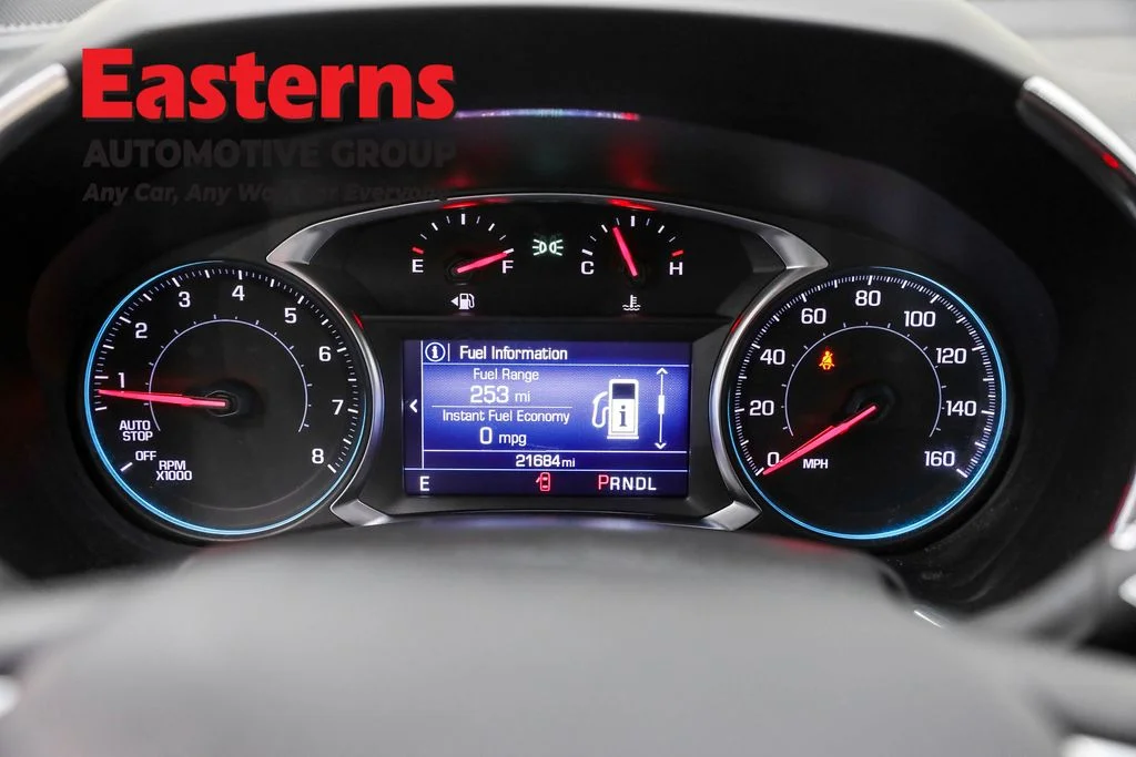 Used 2022 Silver Chevrolet LT image 18