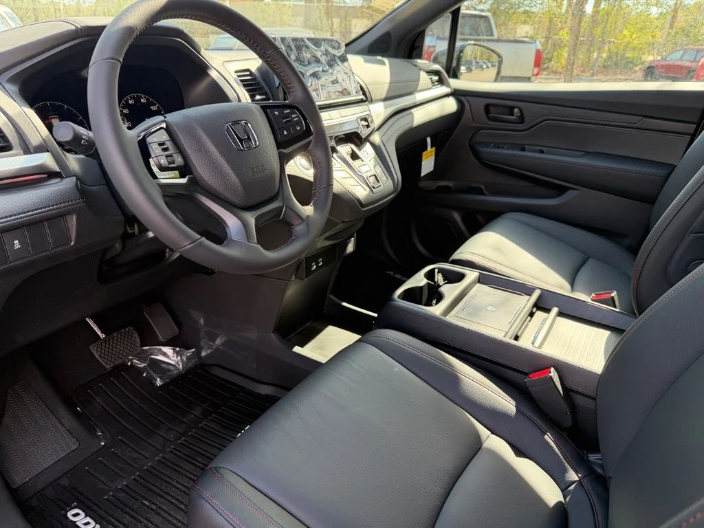 2026 Honda Odyssey Sport L - Photo 15