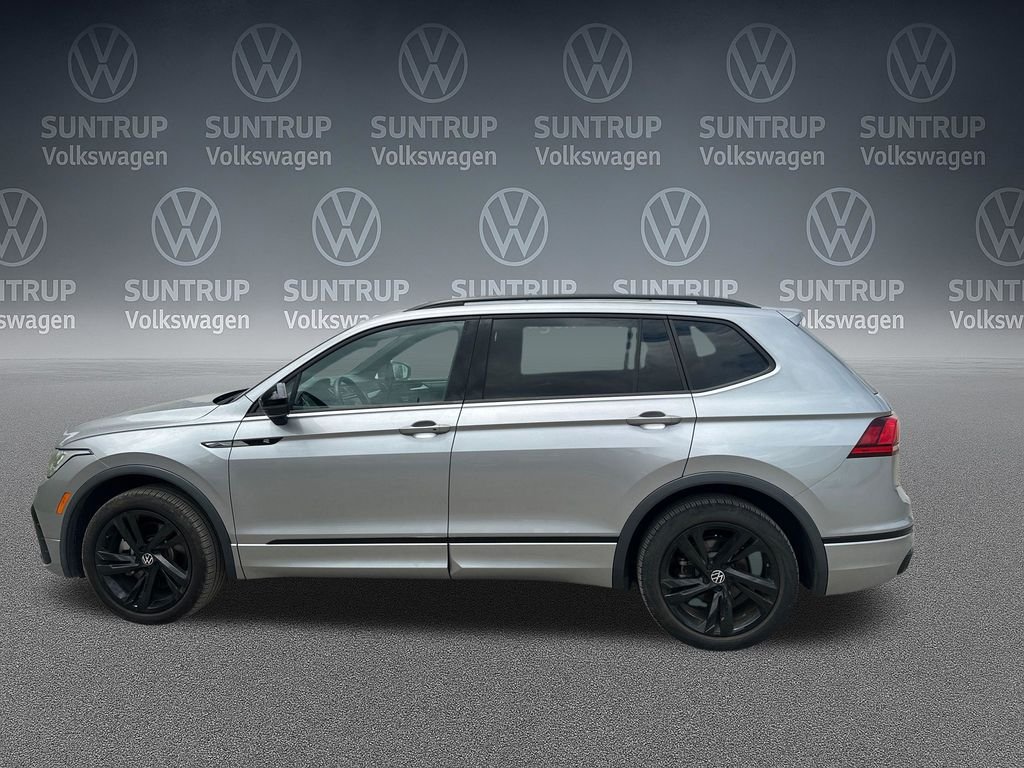 Used 2023 Silver Volkswagen 2.0T SE R-Line Black image 36