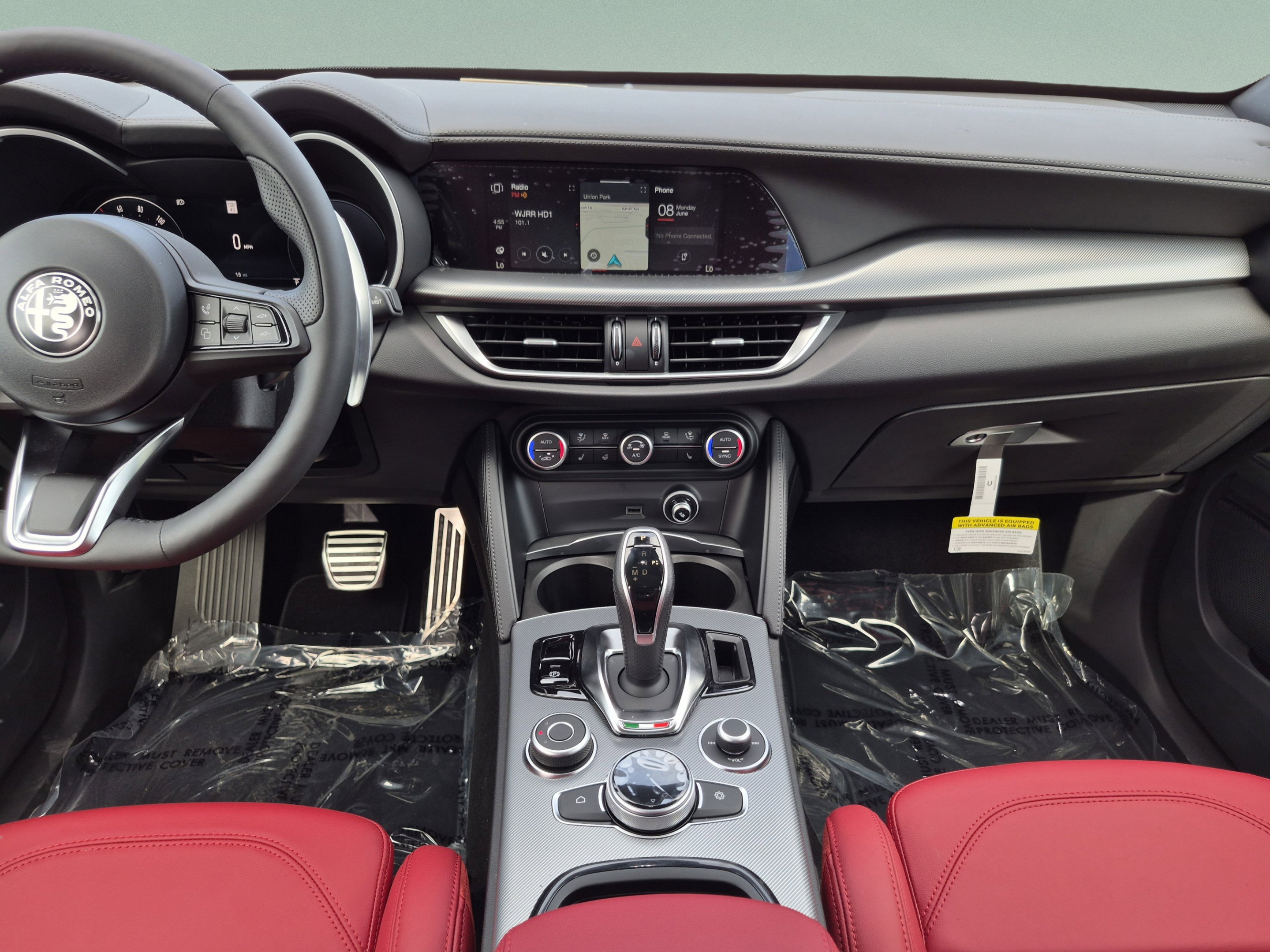 New 2026 Moonlight Gray Metallic Alfa Romeo  image 28