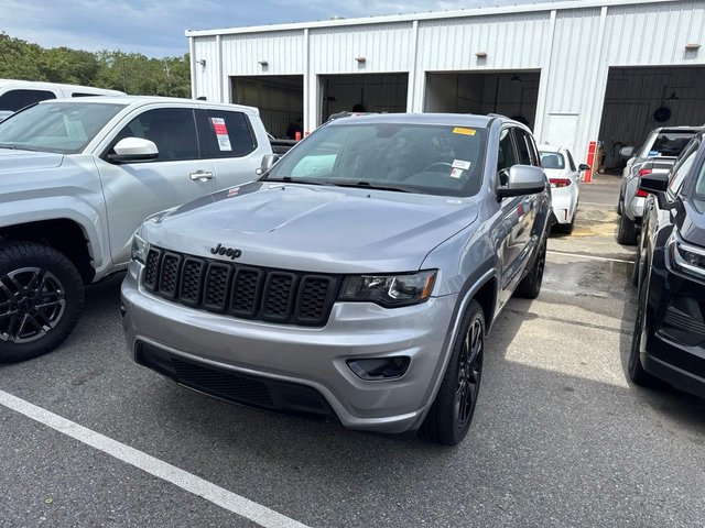 2019 Jeep Grand Cherokee Altitude
