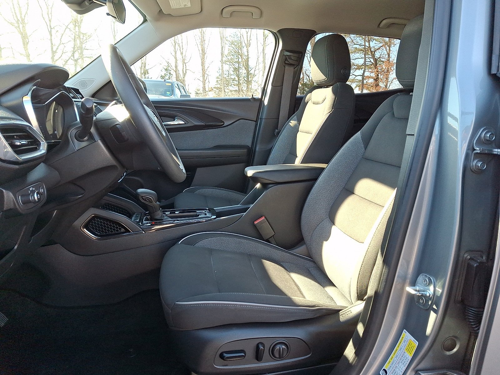 2023 Chevrolet TrailBlazer LT - Photo 13