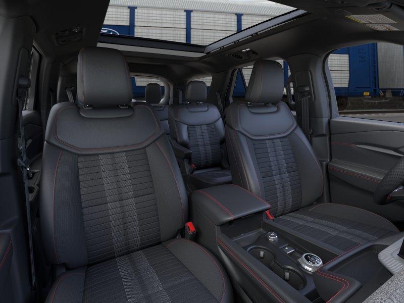 New 2026 Star White Metallic Tri-Coat Ford ST-Line image 10