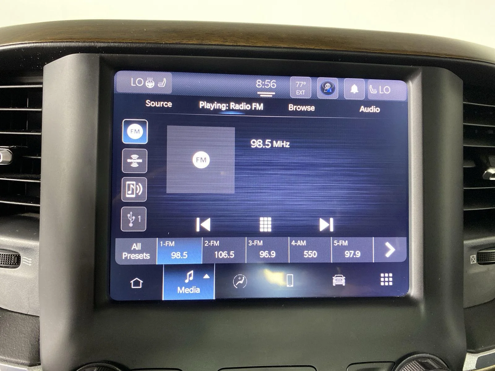 Used 2022 Delmonico Red Pearlcoat Ram Laramie image 20