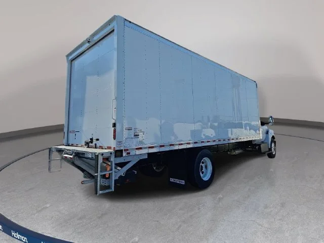 New 2026 Oxford White Ford Base image 4