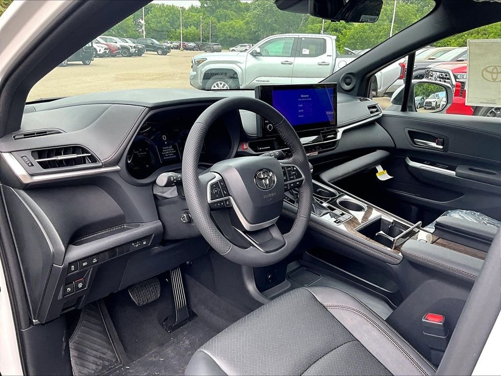 New 2026 Wind Chill Pearl Toyota Limited image 9
