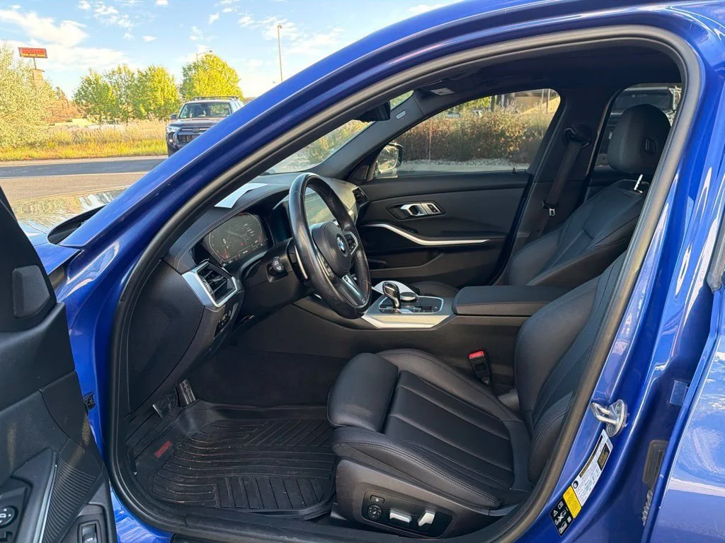 Used 2021 Blue BMW 330i xDrive image 10