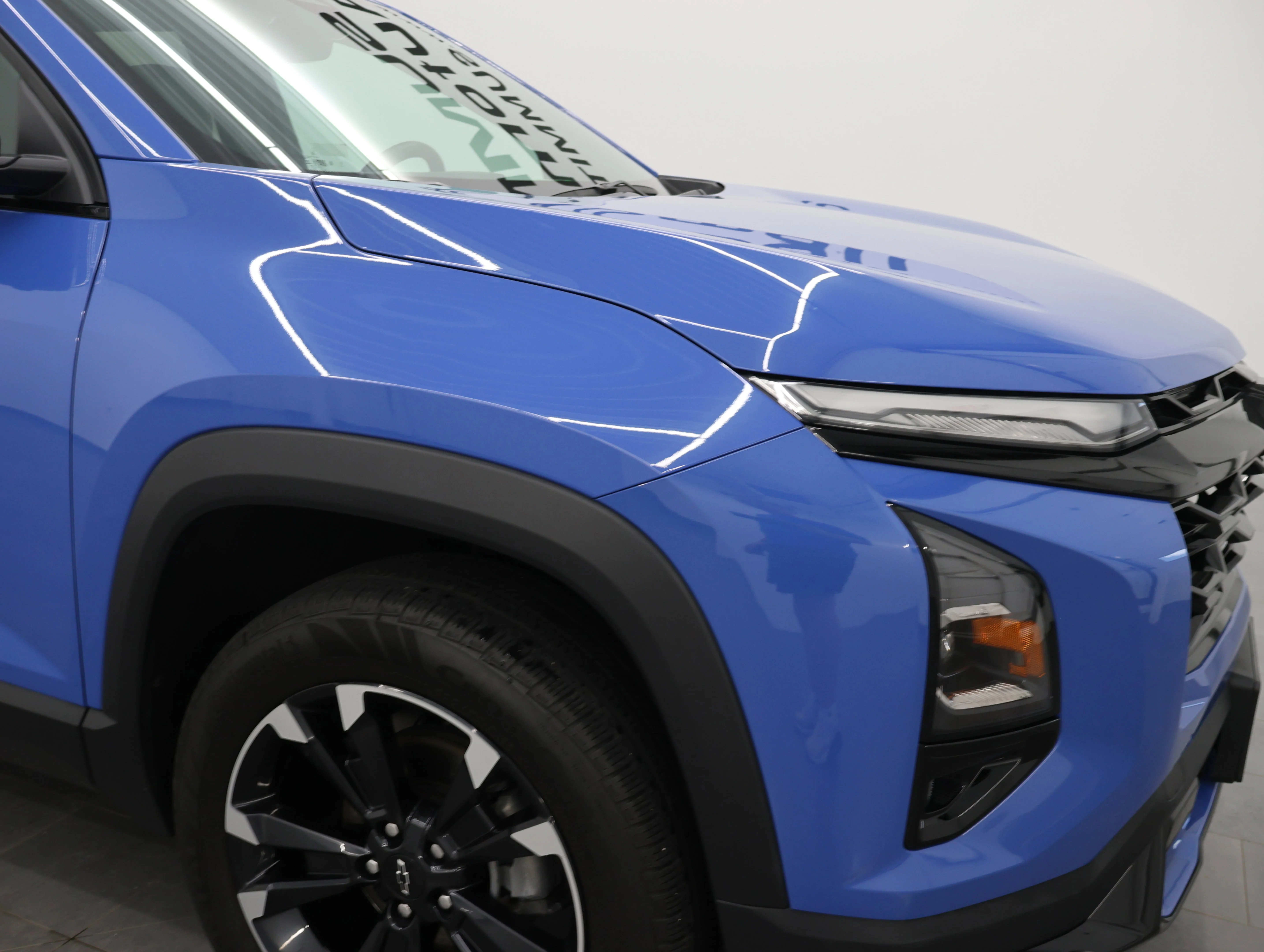 Used 2025 Reef Blue Metallic Chevrolet RS image 29