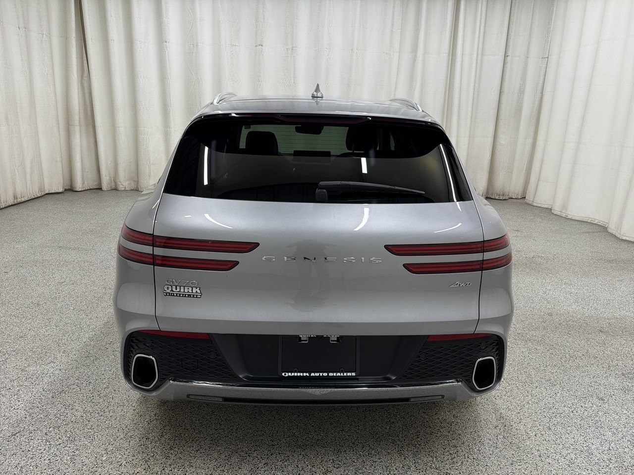 2024 GENESIS GV70 Standard - Photo 7