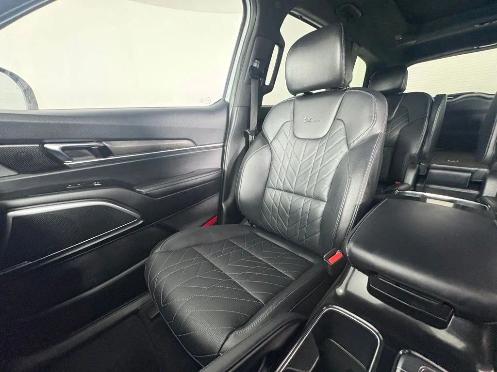 Used 2024 White Kia SX-Prestige X-Pro image 18