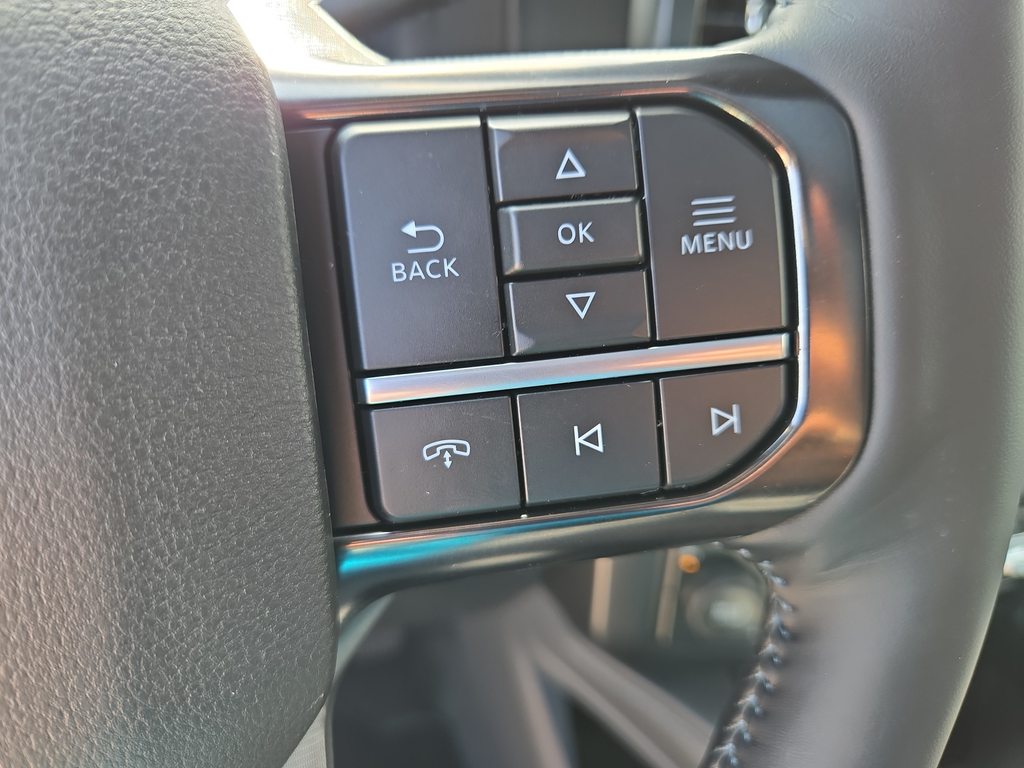 New 2026 Agate Black Metallic Ford F-350® Platinum® image 20