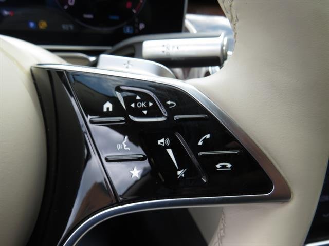 Certified Used 2023 MANUFAKTUR Diamond White Mercedes-Benz S 500 image 12
