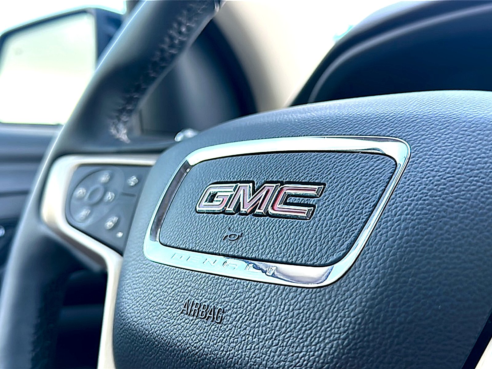 Used 2023 Ebony Twilight Metallic GMC Denali image 31