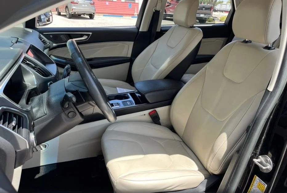 Used 2019 Black Ford Titanium image 6