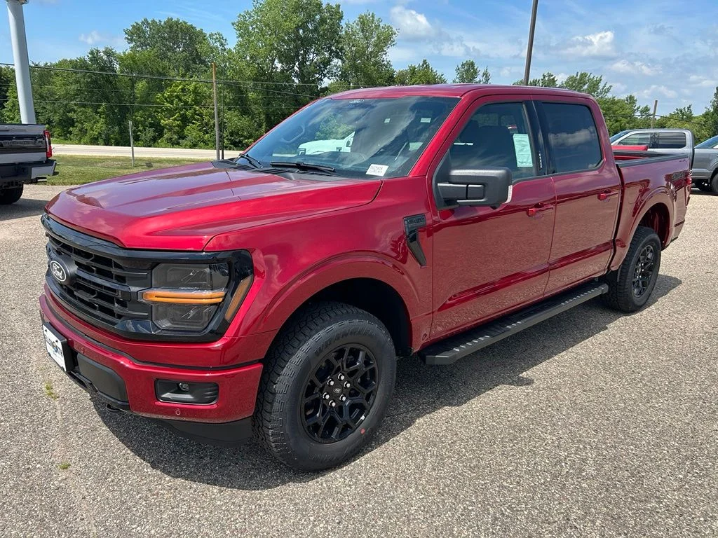 New 2026 Ruby Red Metallic Tinted Clearcoat Ford XLT image 3
