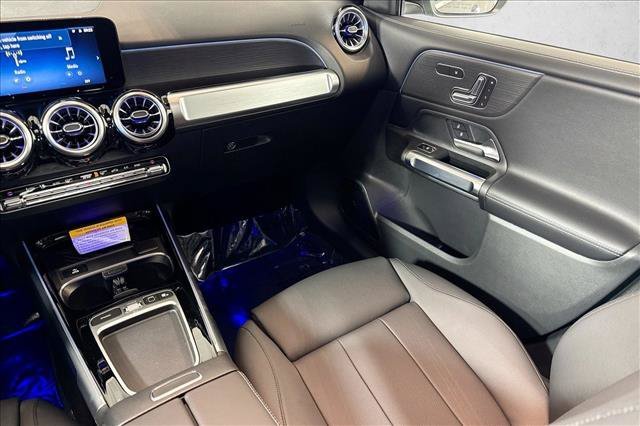 New 2026 Mountain Grey Metallic Mercedes-Benz GLB 250 image 52